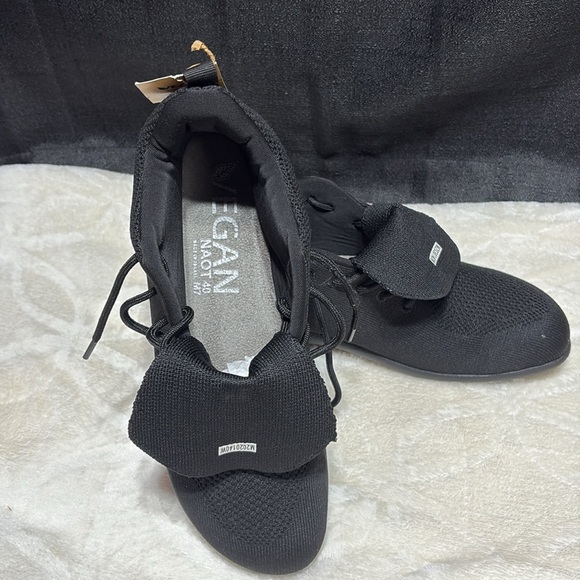 Black Women's Sneakers - Picture 6 of 6